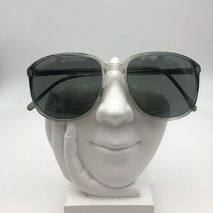 Vintage Functional 4/7 Gray Oval Sunglasses Frames